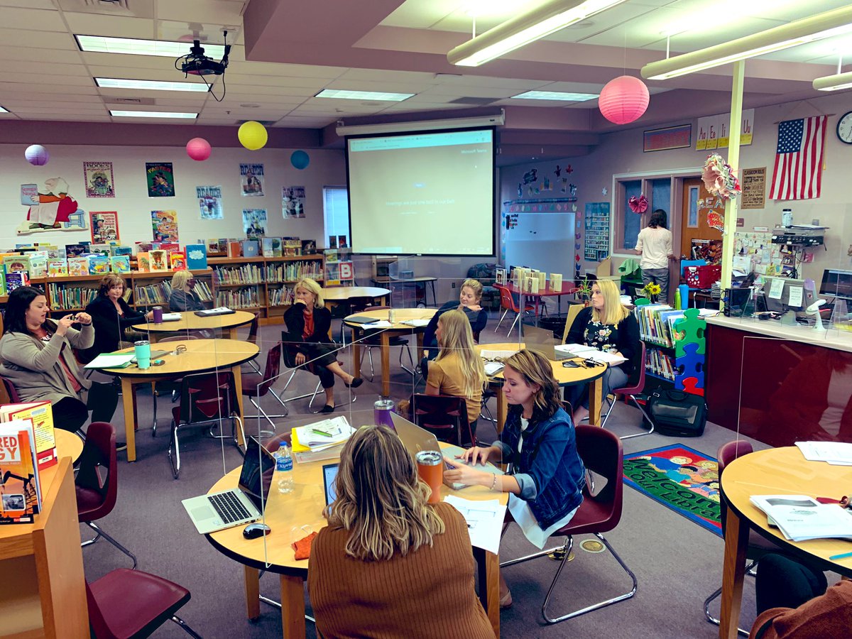 Our awesome <a href="/graftonps/">Grafton Schools</a> educators working with <a href="/EduTechND/">EduTech of ND</a> collaborating around standards-referenced grading. #HRS #level4 #spoilerpride