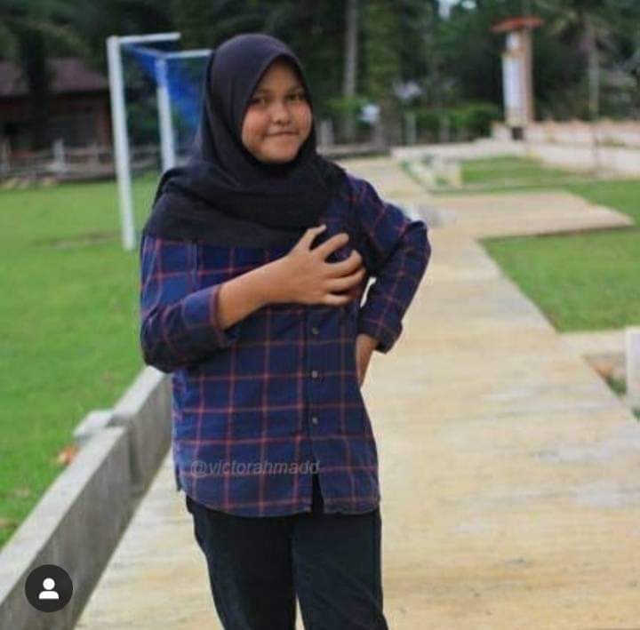 penyok_goblok's tweet photo. Yg ngedit gada akhlak😭🤣 https://t.co/WaYslVV3YM