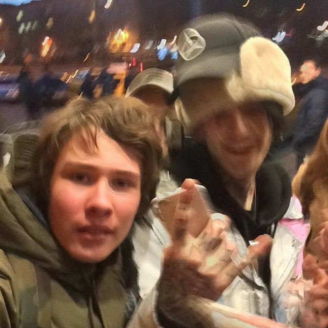lil peep with fans; a thread <3