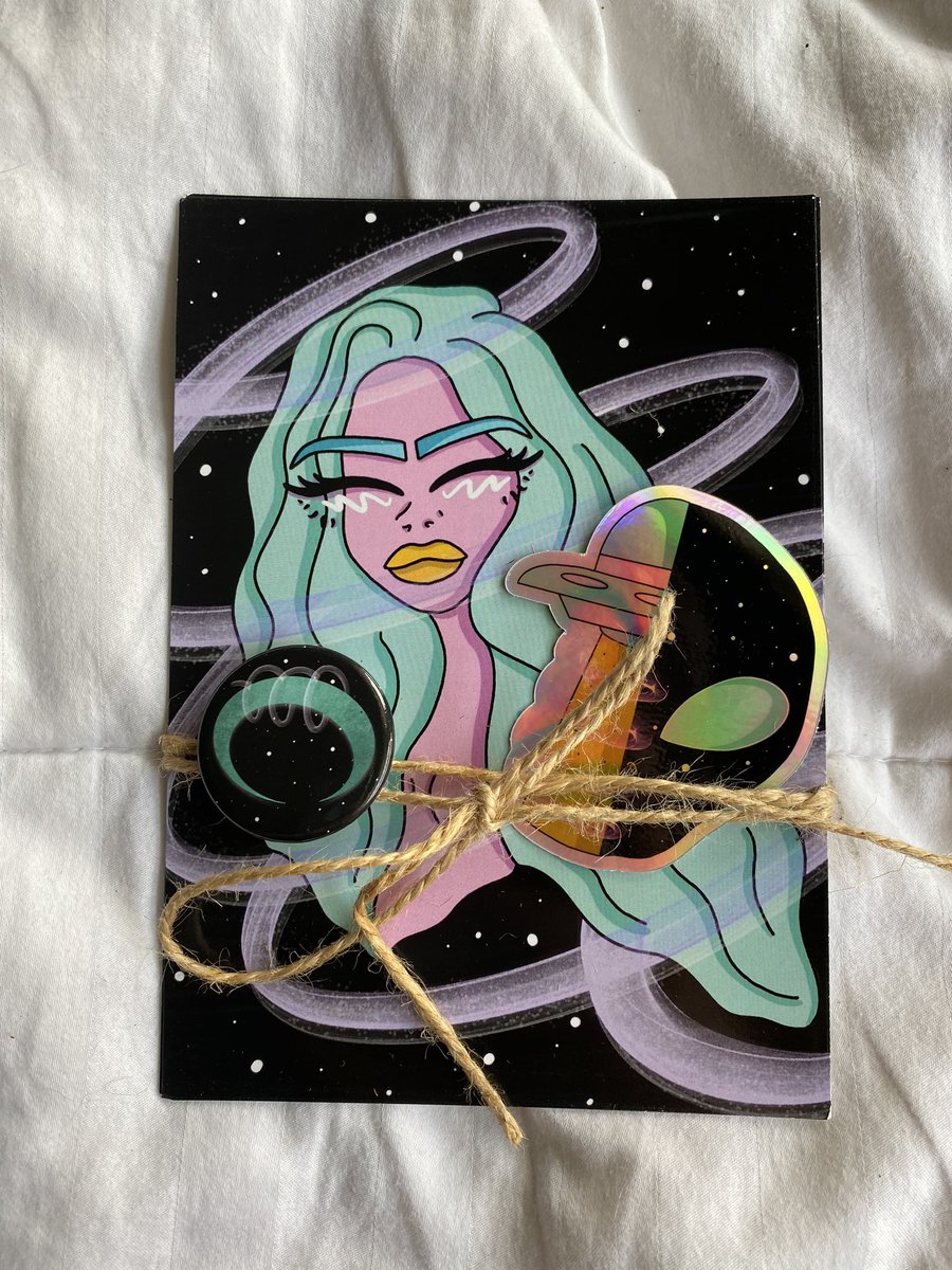 TheLivLake's tweet photo. $20 + shipping 🤩 dm to get yours! https://t.co/3VKuyenq29