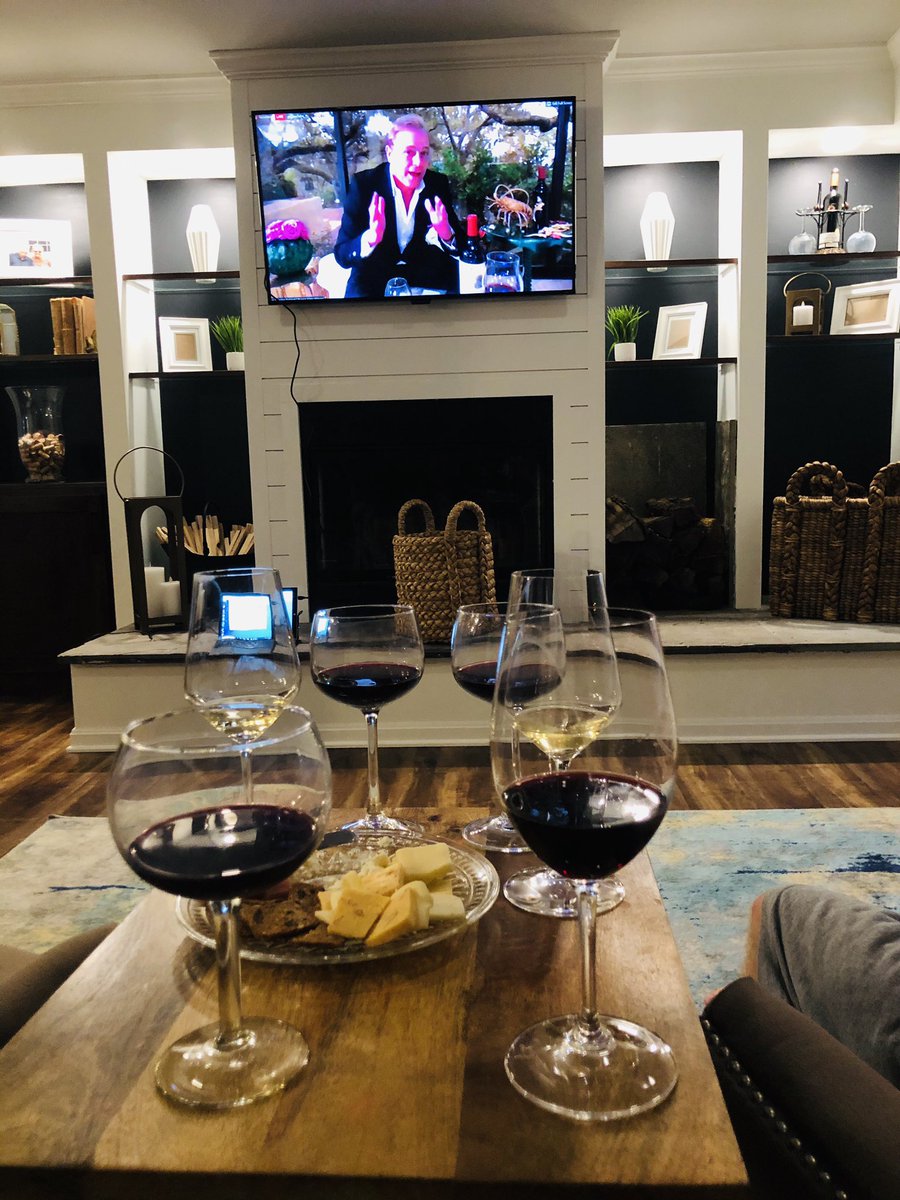 TJohnson665's tweet photo. @Wine_com  Thanks for the invite tonight for Wine Tasting with the Pioneers! Visited Sonoma last year - tonight we Zoomed.  Miss everyone but it was a wonderful experience. https://t.co/DRkPZBVbuf