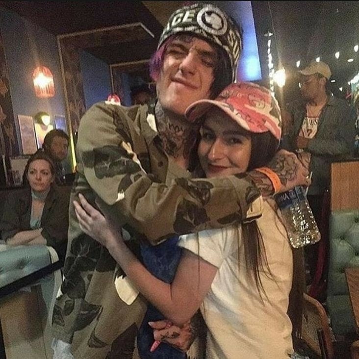 lil peep with fans; a thread <3