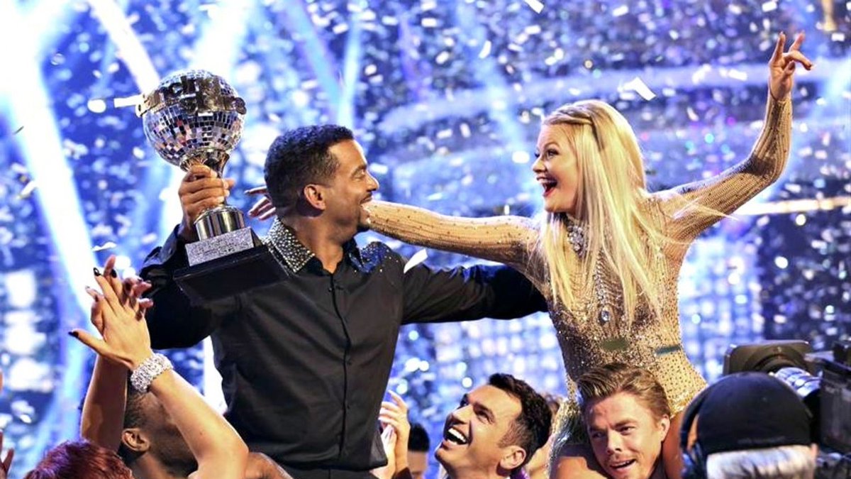 4. Alfonso Ribeiro & Witney Carson: 219pts