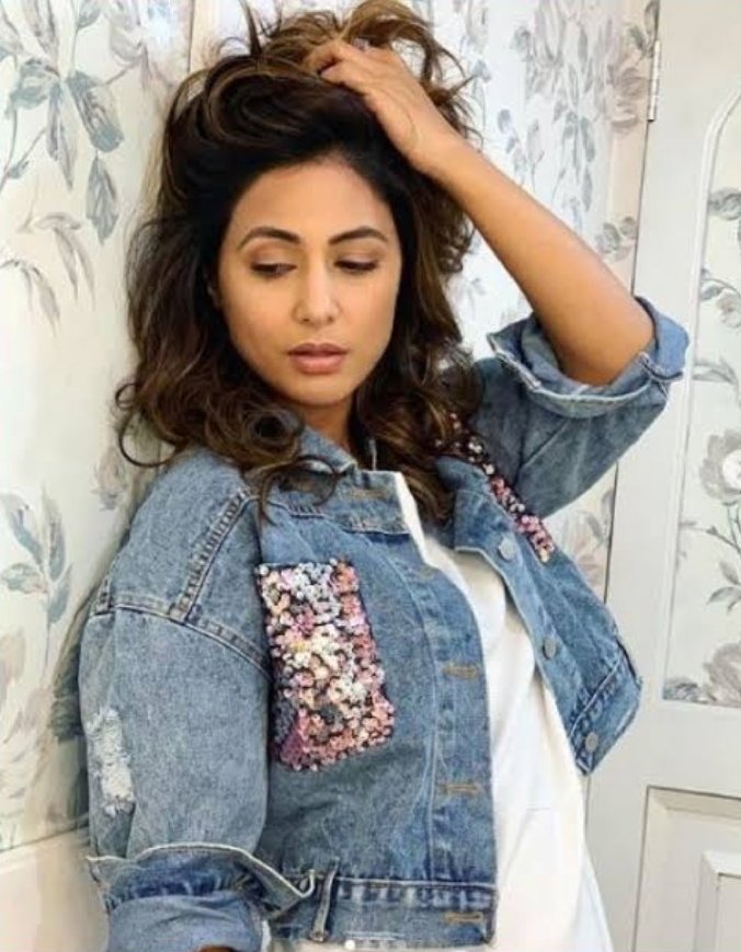  #HinaKhan  #TigerShroff @eyehinakhan  @iTIGERSHROFF