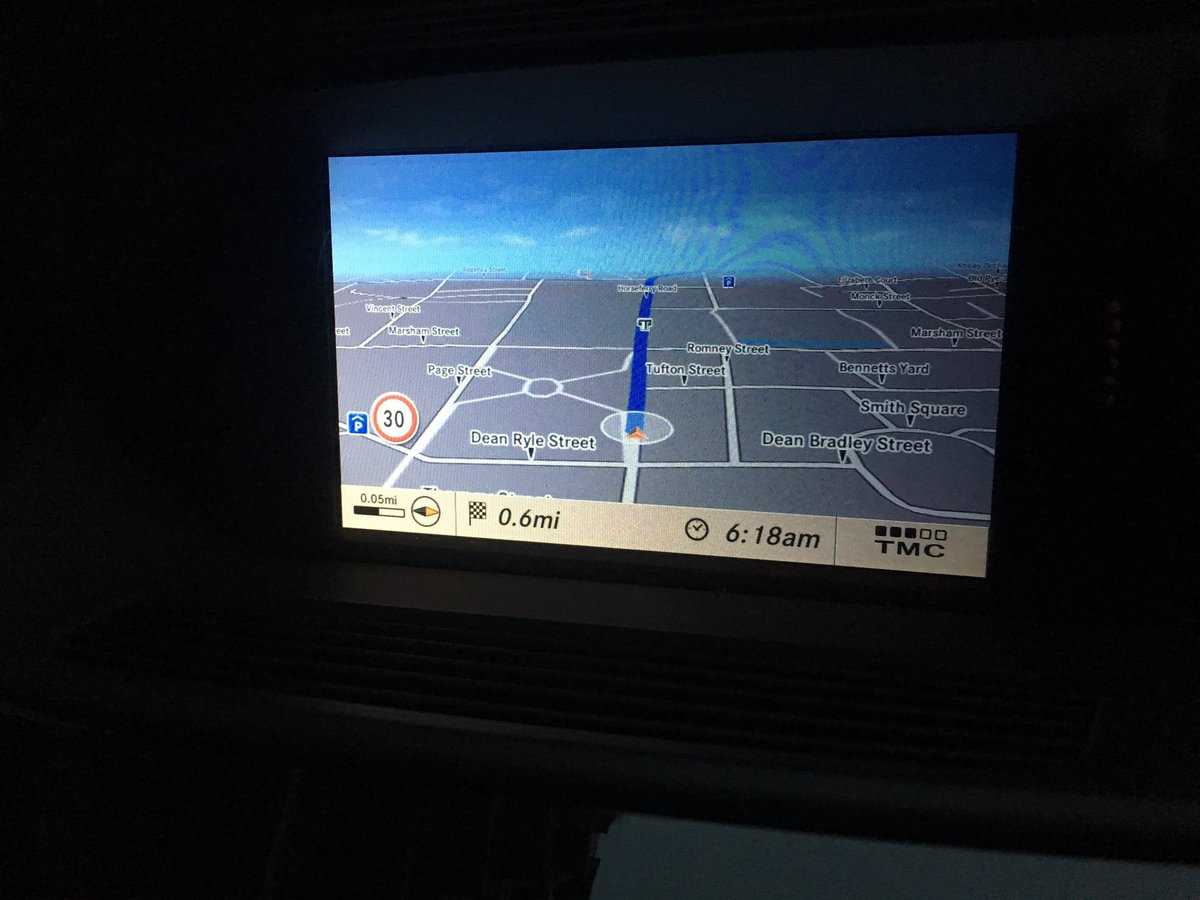 EventTransfers's tweet image. Sat Nav On, Coffee at the ready but @SmoothRadio with @Jennifalconer playing the music all the way to North Wales and back again

From Kent, via the City Chauffeuring a Captain of Industry today.