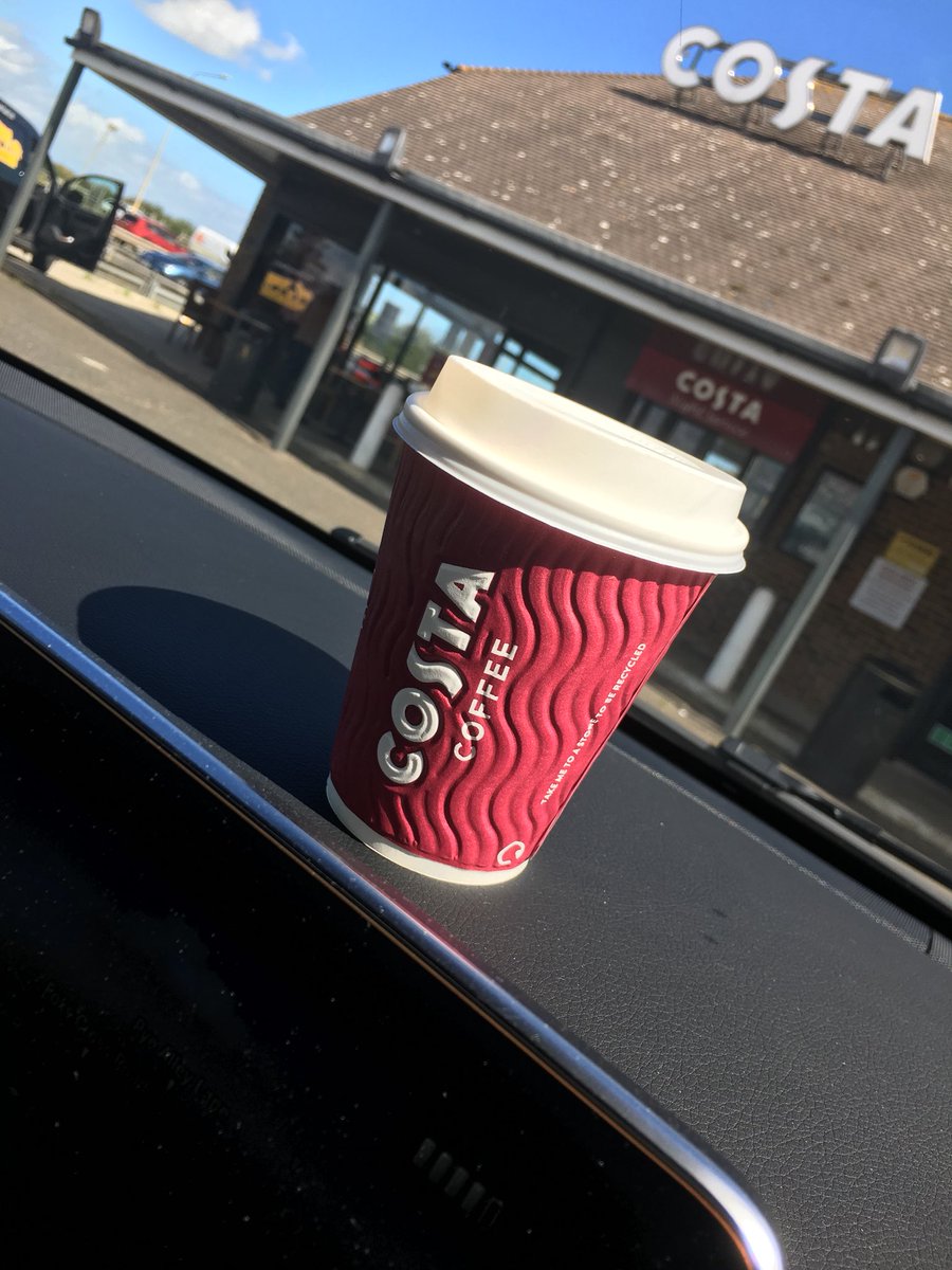 EventTransfers's tweet image. Sat Nav On, Coffee at the ready but @SmoothRadio with @Jennifalconer playing the music all the way to North Wales and back again

From Kent, via the City Chauffeuring a Captain of Industry today.