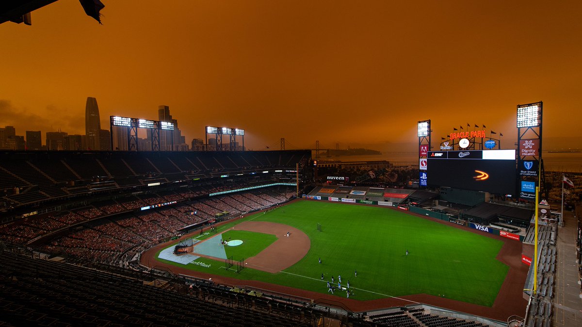 Mariners's tweet photo. A surreal setting for baseball. 

While the game will go on, our thoughts are with all of those affected by the wildfires along the West Coast, and we send our gratitude to those putting their lives on the line to fight them. https://t.co/DxXEn38q03