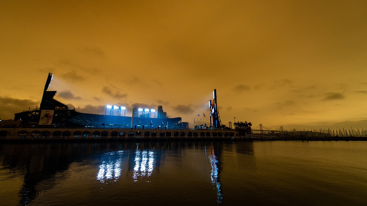 Mariners's tweet photo. A surreal setting for baseball. 

While the game will go on, our thoughts are with all of those affected by the wildfires along the West Coast, and we send our gratitude to those putting their lives on the line to fight them. https://t.co/DxXEn38q03
