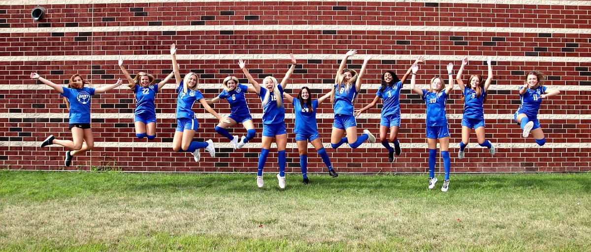 Tomorrow evening we will honor and celebrate this very special group of #PattysSeniors! If you can’t be there in person please join the LiveStream at olentangy.k12.oh.us/departments/te… as we welcome <a href="/LPSDHS/">Lady Pacers Soccer</a> to Patriots Stadium.