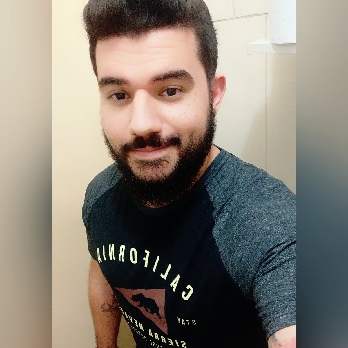 GeeFochi's tweet photo. #NewProfilePic https://t.co/CtbDDDJHjq