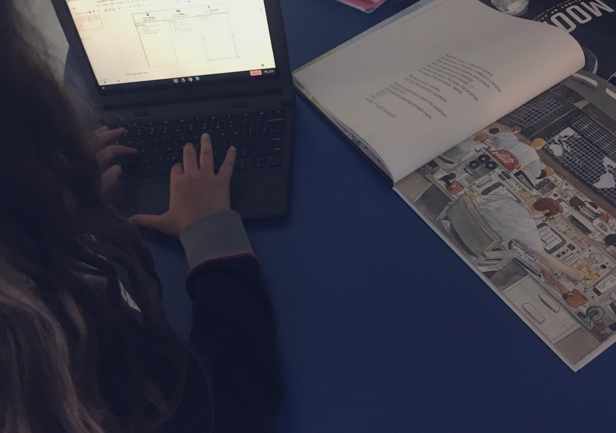 MsJennaGermer's tweet photo. Students showed grit filling out KWL charts for nonfiction texts! Thanks @thecarel5 for showing the teachers all the tips and tricks to make digital learning fun! #belairbulldogs #digitallearningskills #googleclassroom #googleslides https://t.co/vR8KFoKx2k