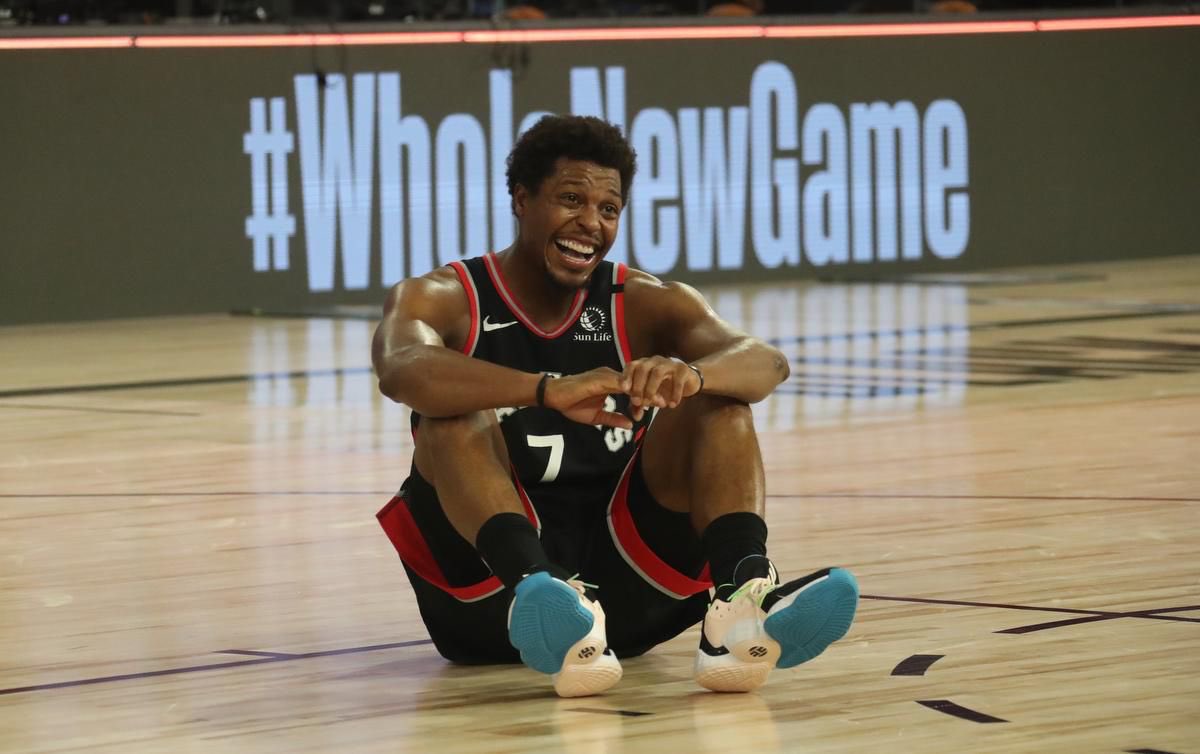 TheHoopCentral's tweet photo. Kyle Lowry tonight

33 Points
8 Rebounds
6 Assists
2 Steals
60 FG%
6/10 3PM
53 Minutes

Came up big in a must win game. 🔥 https://t.co/5HGf7Bd1np