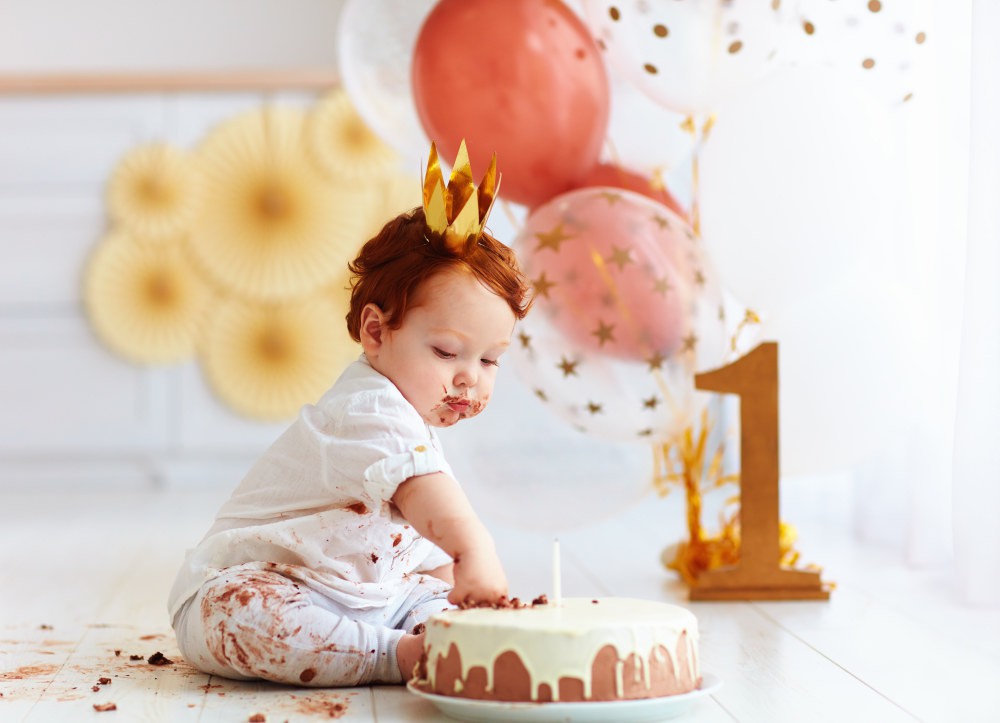 ShutterTurf's tweet photo. Remember that your child’s clothing may be completely ruined, so don’t necessarily put them in the fanciest possible outfit.
▸ https://t.co/kwYEFsR7c0

#firstbirthday #cakesmash #shutterturf https://t.co/Lx2QZomA8M