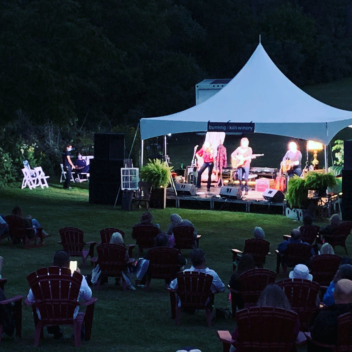 Amazing to hear live music once again. Thinking back, it’s the first live music I’ve heard since COVID hit. For a little while this evening, it all felt “normal”. Thank you <a href="/JimCuddy/">Jim Cuddy</a> #liveeachdaytothefullest #livemusic #fallevening #norfolkcounty #musicandwine