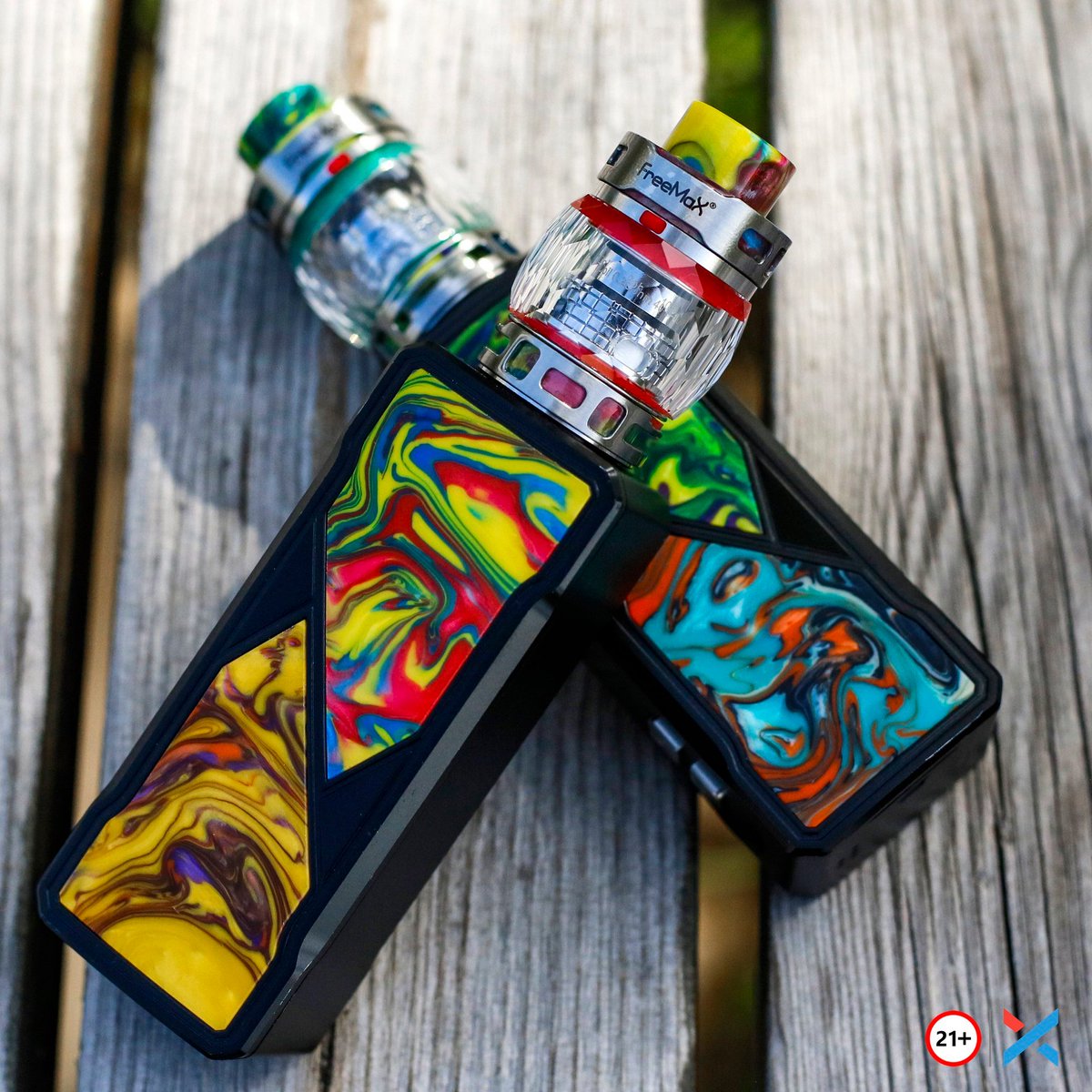 Sourcemore_Ecig's tweet photo. 🍀Freemax Maxus 100W Kit
🌈🌈
A colorful and bright kit, don't you want to own it?😍😍
🌹🌹
https://t.co/WO1xypAg87
#sourcemore #freemax #maxus100wkit #kit #vaping #vape #vapeon #vapelife #vapecomunity #vapelove #vapetricks #vapeporn #vapelyfe #vaping101 #vapestagram #vapeshop https://t.co/FLIFQmU6XQ