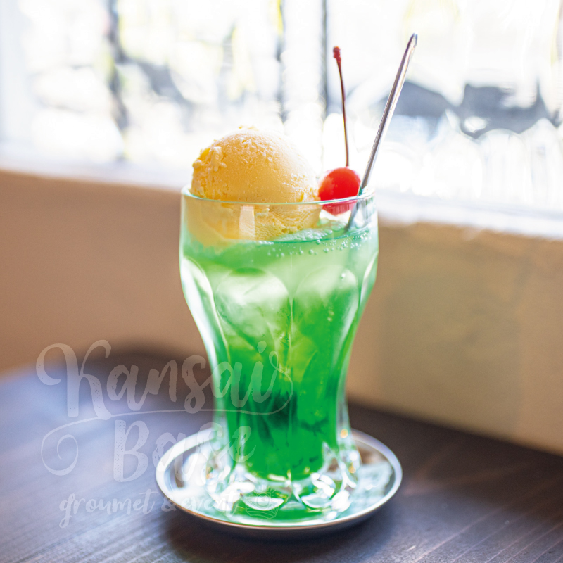 カフェ巡り女子が訪れる隠れ家カフェ！西宮で味わうプリン&クリーム