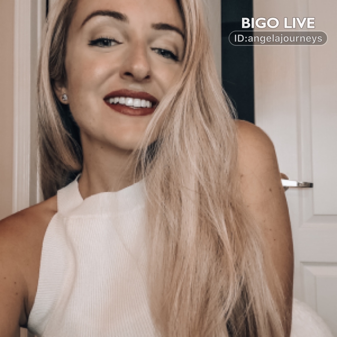 bdrake593's tweet image. Come and see ⚡•𝔸ℕ𝔾𝔼𝕃•⚡'s LIVE in #BIGOLIVE: #chill Vibez! 💖  
slink.bigovideo.tv/8Vo0T1