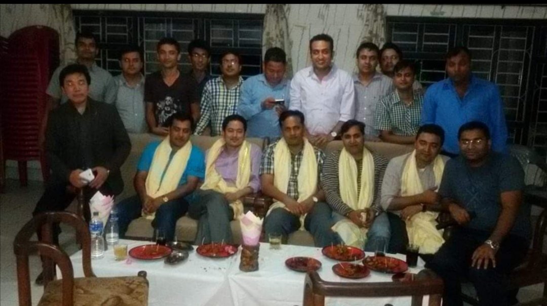 imDejavu259's tweet photo. @nirajpaudell @kaphlebhumesh @drsathi524 @iMaanthaa @seto_bagh1 @sudeepkhaniya @HyperNephroma_ @Ashok_Ayer @bidrum43 @surjekanchho @gelalbasanta @moktandeepak198 @Paras21K @sanjibks1969 @Drgauchanbikash @jamal252 हाम्ले नि कुनै बेला यसरी नि मनाएका थियौं;-))
#9thseptember 
#4yearsback https://t.co/TL0dzgXsey