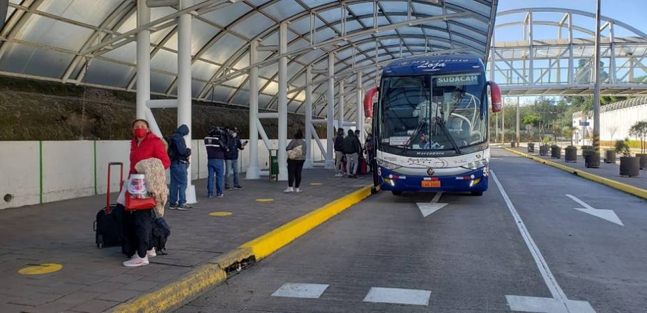 eluniversocom's tweet photo. En Quito, salvoconducto estaría vigente hasta noviembre. ► https://t.co/TnwuEgNh7i https://t.co/SC2cFfjlWT