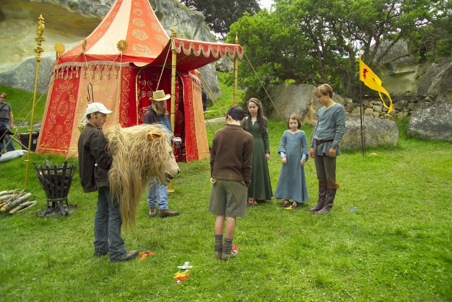 лев и волшебный шкаф. лев и волшебный шкаф. лев и волшебный шкаф. хроники нарнии: лев, колдунья и волшебный шкаф (2005). аслан хроники нарнии.