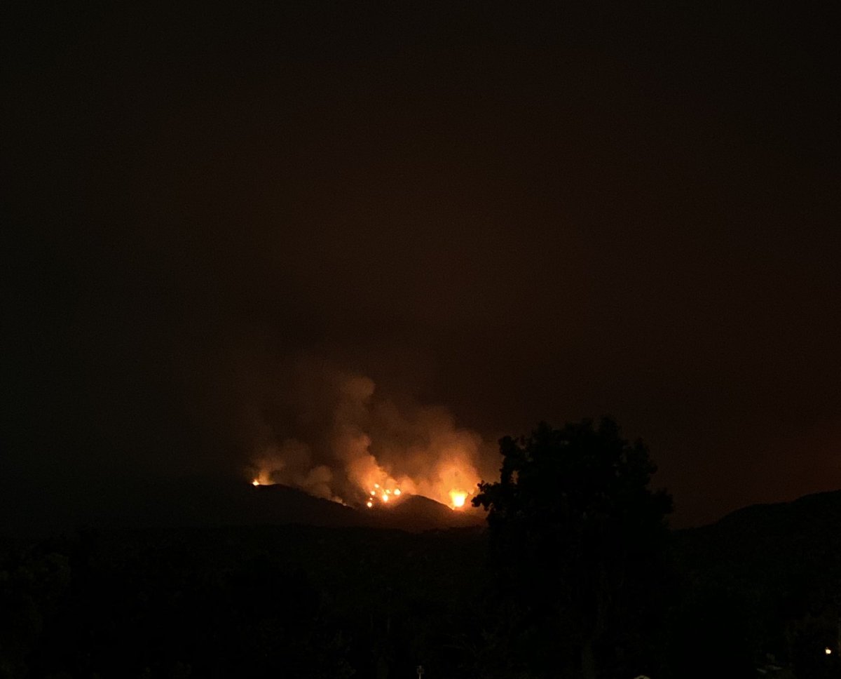 #BobcatFire flaring up a bit.