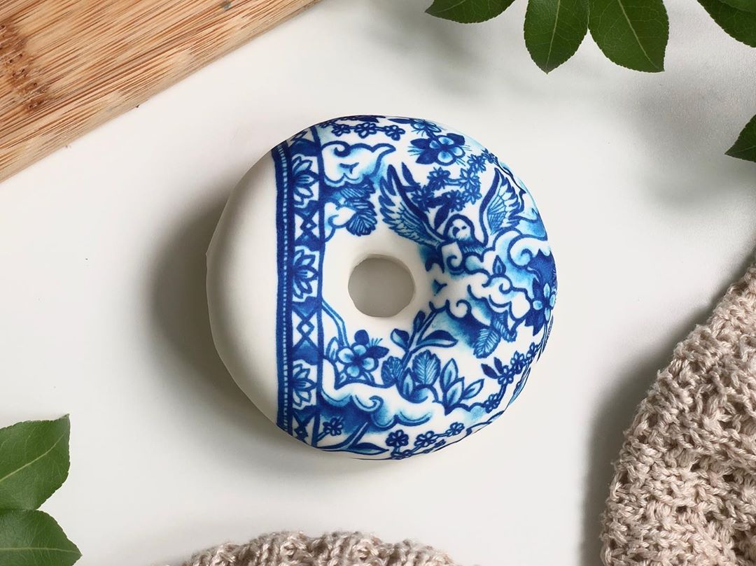 9GAG's tweet photo. Beautiful porcelain donuts

📸 petrichoro | IG https://t.co/AOBtANRLHZ
