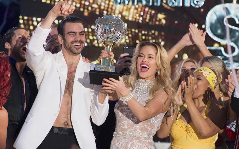 20. Nyle DiMarco & Peta Murgatroyd: 87pts
