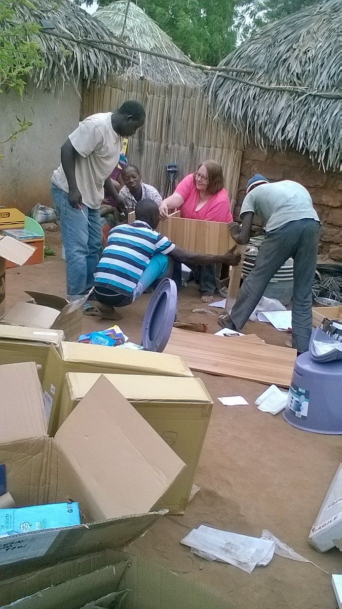 RosettaCeesay's tweet photo. Yes... I am very "hands on" and in the middle of it all when there. #FlatPackAssembly #furnishings for #NurserySchool #BattiNdar https://t.co/xQ9fcwHokZ