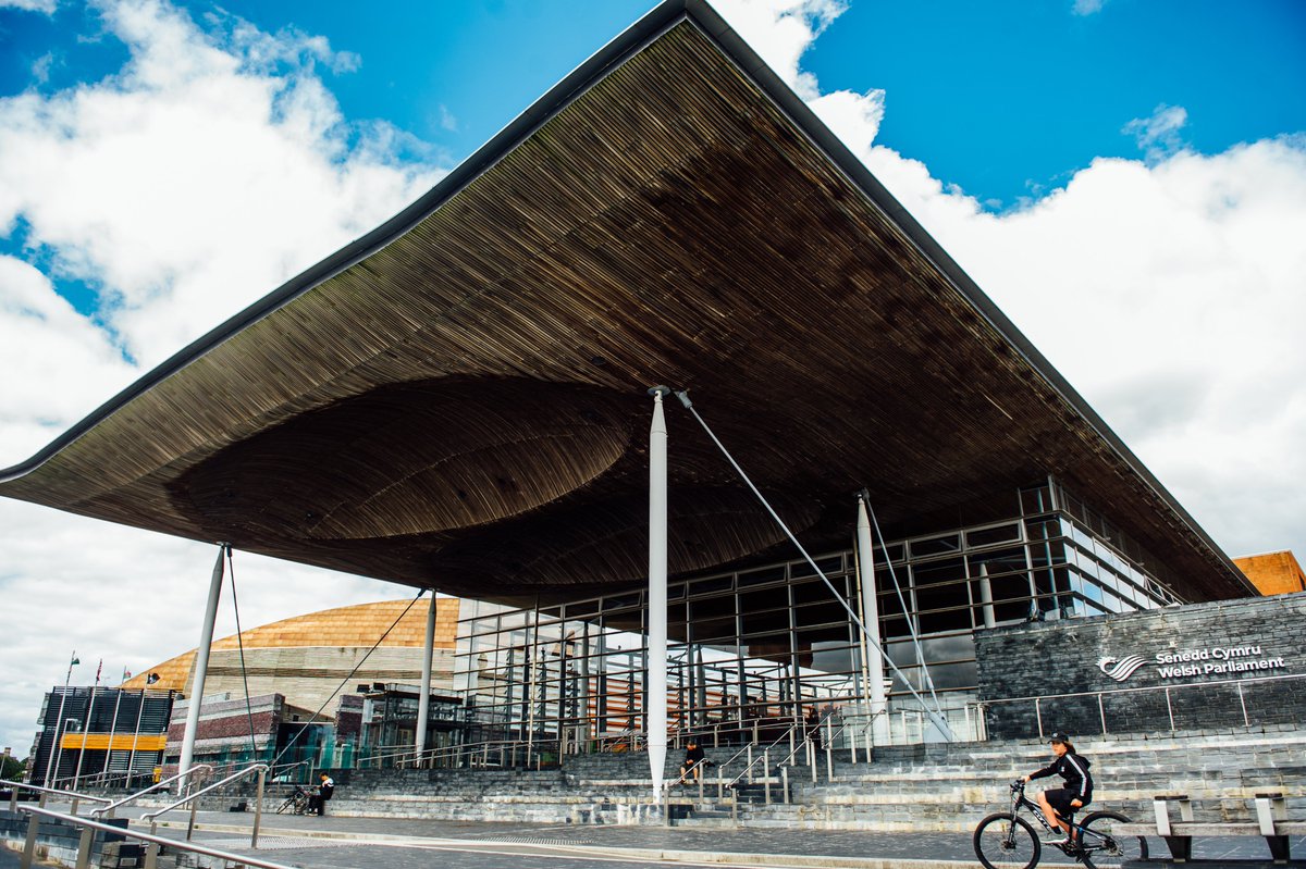 SeneddReform's tweet photo. To strengthen our democracy in Wales, we recommend that:
➡️The size of the Senedd should be increased to 80–90 Members
➡️Members should be elected via STV
➡️Positive action should be taken to increase the diversity of Members

📃Read our report: https://t.co/dotbCMWVT0 https://t.co/LC6yzZSdi4