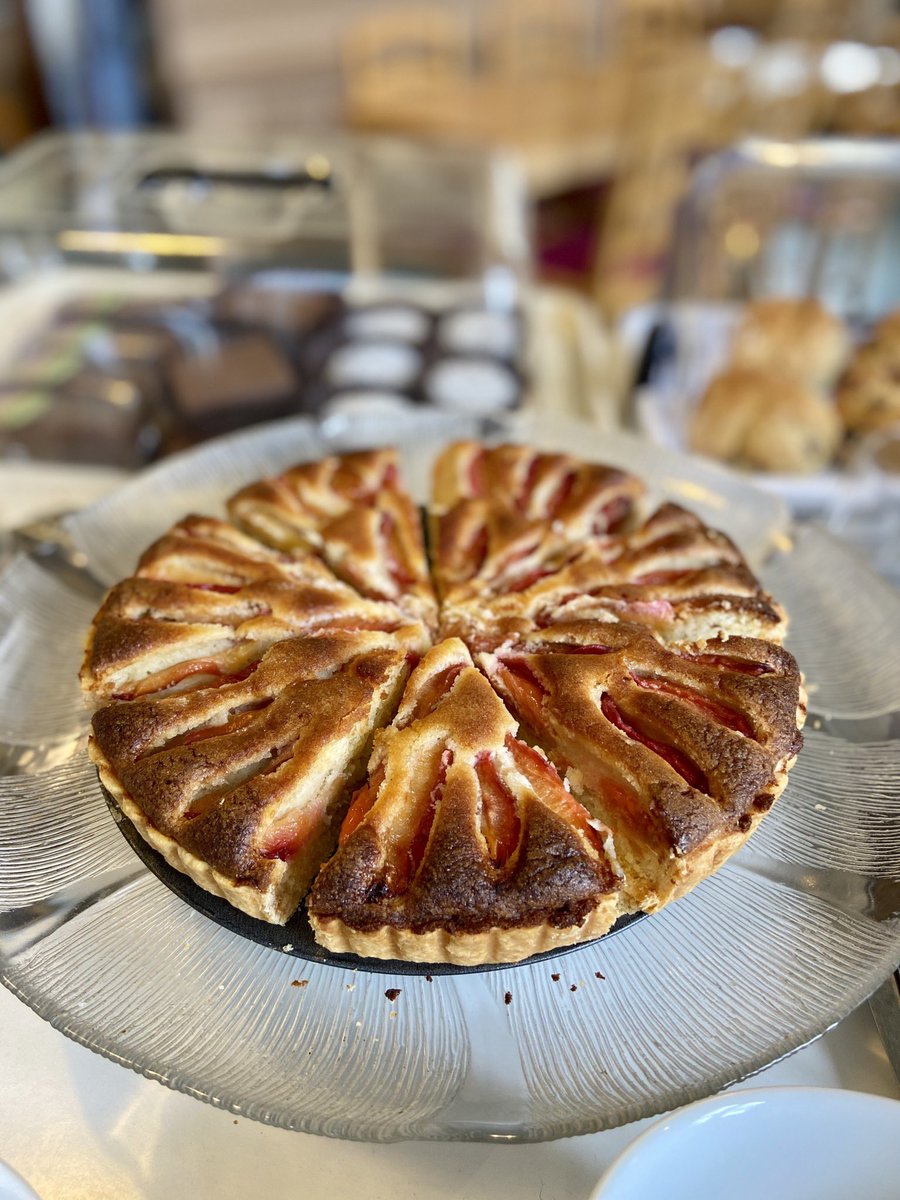 cafeinthepark4's tweet photo. Brand new homemade plum frangipane tart available today ❤ open 10.30 - 4 !! #standrews #homemade #treats #comfortfood @StAndrewsMuseum https://t.co/n9OGyFAAHp