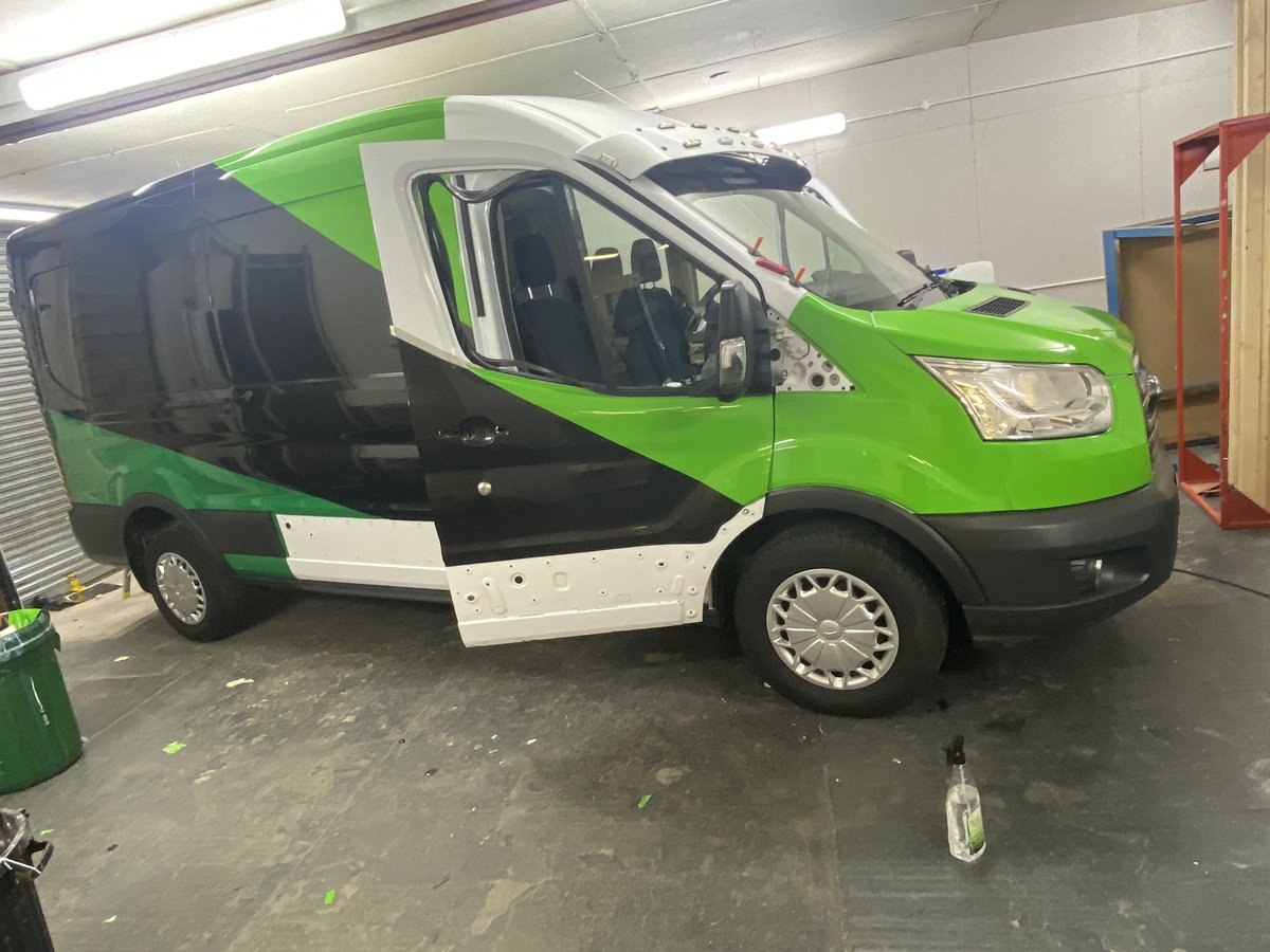 MWGraphicsUK's tweet image. Another full wrap coming alive