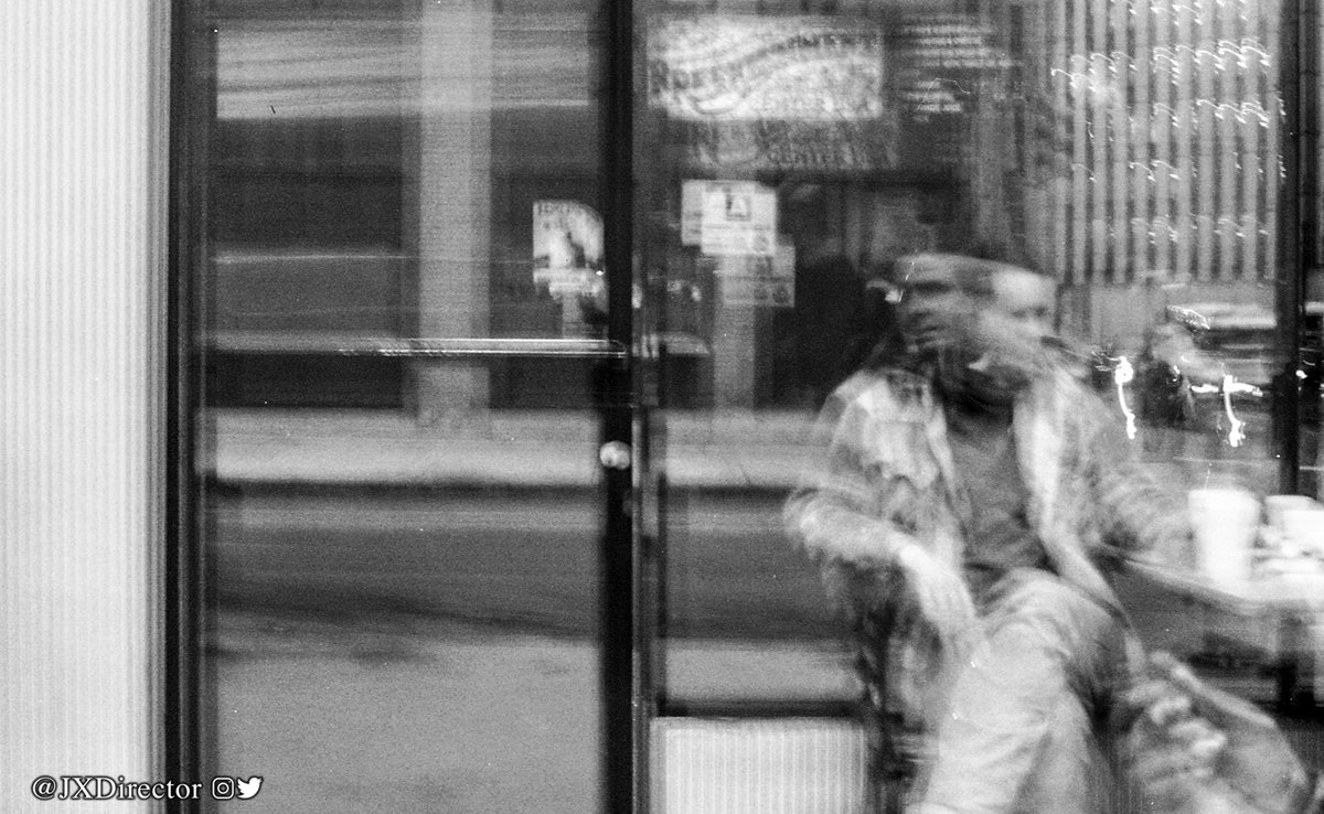JXDirector's tweet photo. #QuarARTine #Archives: #70s #80s #Indianapolis #Indiana #Naptown
#Slides #Negatives #Photos #35mm #35mmFilm #DigitalPhotography #StreetPhotography #LivingInThePast #StreetWalking #Photography #StreetSnap #BlackAndWhitePhotography #ColorPhotography
#Love #Art #Life #Work https://t.co/oUr5mwT4WW