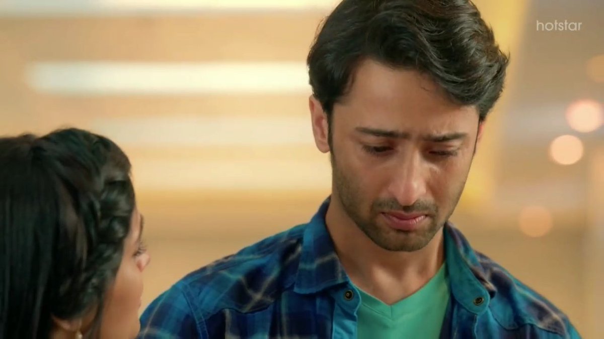  #YehRishteyHainPyaarKe  #ShaheerSheikh He was worried about kunalKya h yeh ladkaThe relief the fam got on seeing him..M glad kunal dint let abir blame himself n his together ll solve did give some hopeHowever good episode is, EOD its NO to surrogacy