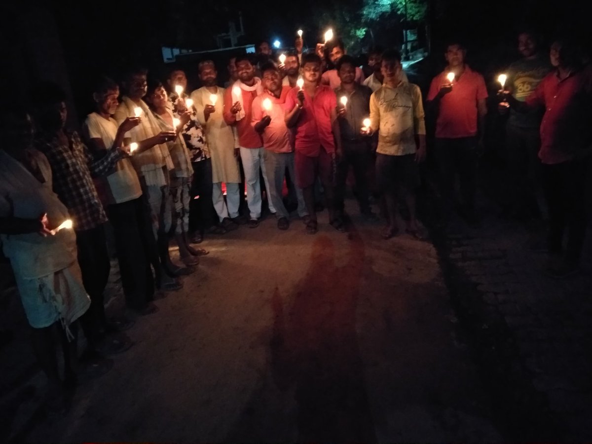 RMhGFhpR1vbsB3n's tweet image. #9bje #9minute
#9बजे #9मिनट
मुट्ठियाँ जब बंध जाती है नौजवानों की
नींद उड़ जाती है, &apos;जुल्मी हुक्मरानो की
उठो युवा ललकार दो 
सरकार से कहो रोजगार दो