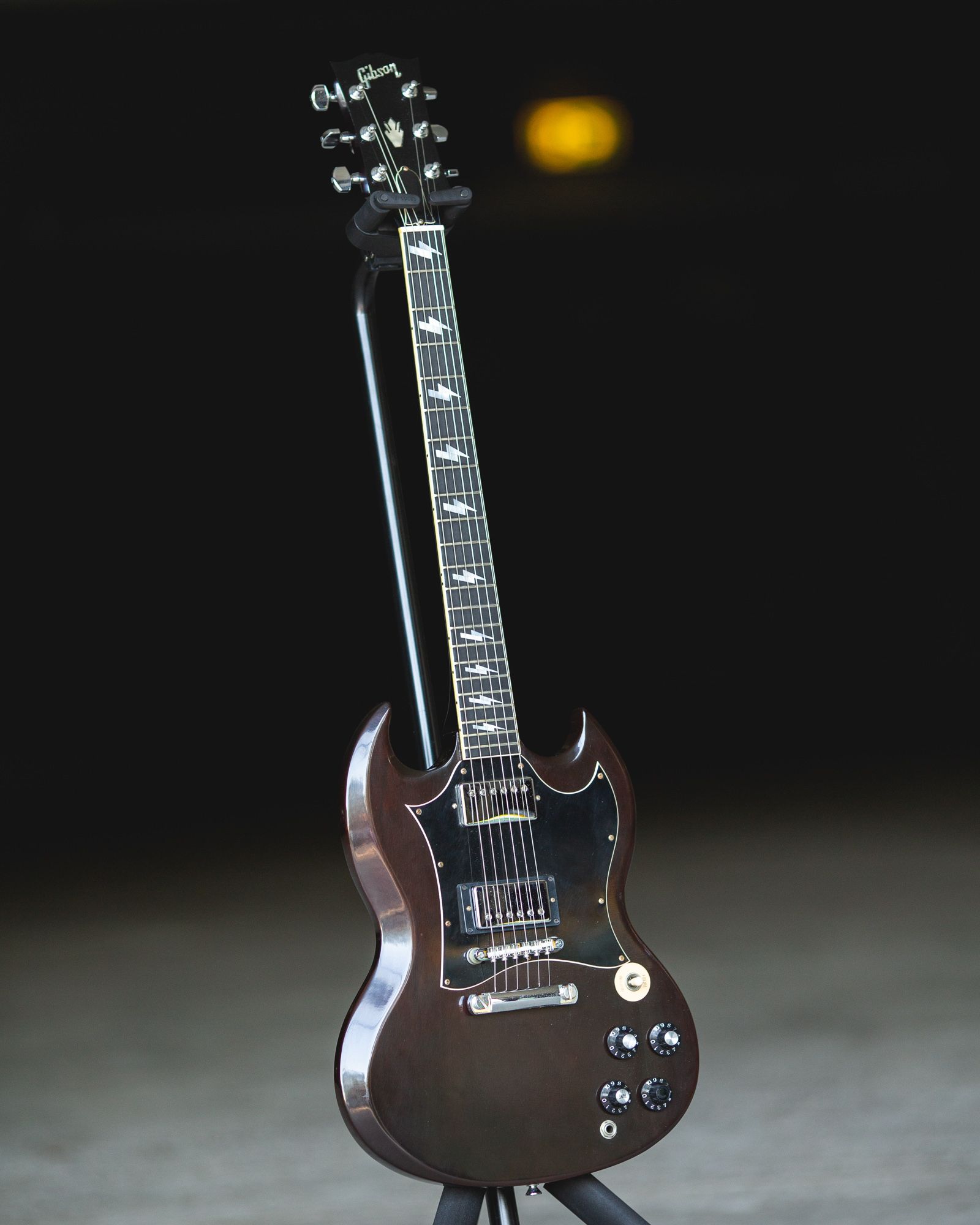 Gibson sg angus young best sale custom shop vos