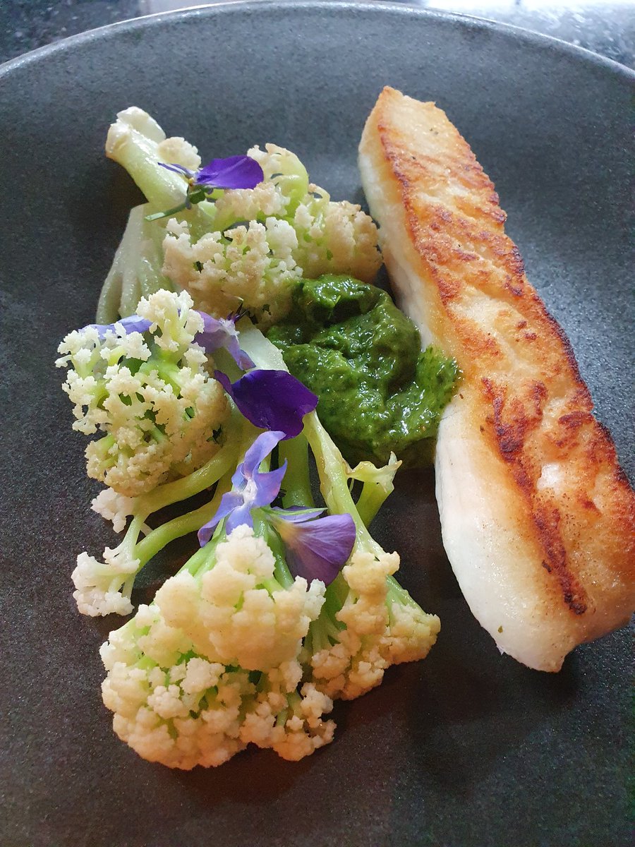 OnLilys's tweet photo. Two dishes on our A la Carte Menu last night. Wild @KishFish Halibut @BallymakennyF tenderstem Cauliflower Salsa Verde and Organic Ballycreen Farm Wicklow Lamb Rack and @BallymakennyF tenderstem Broccoli 
#Lilys #DraíochtAtLilys #WicklowFood #OrganicProduce #LetUsLookAfterYou https://t.co/AwZ3riG5DW