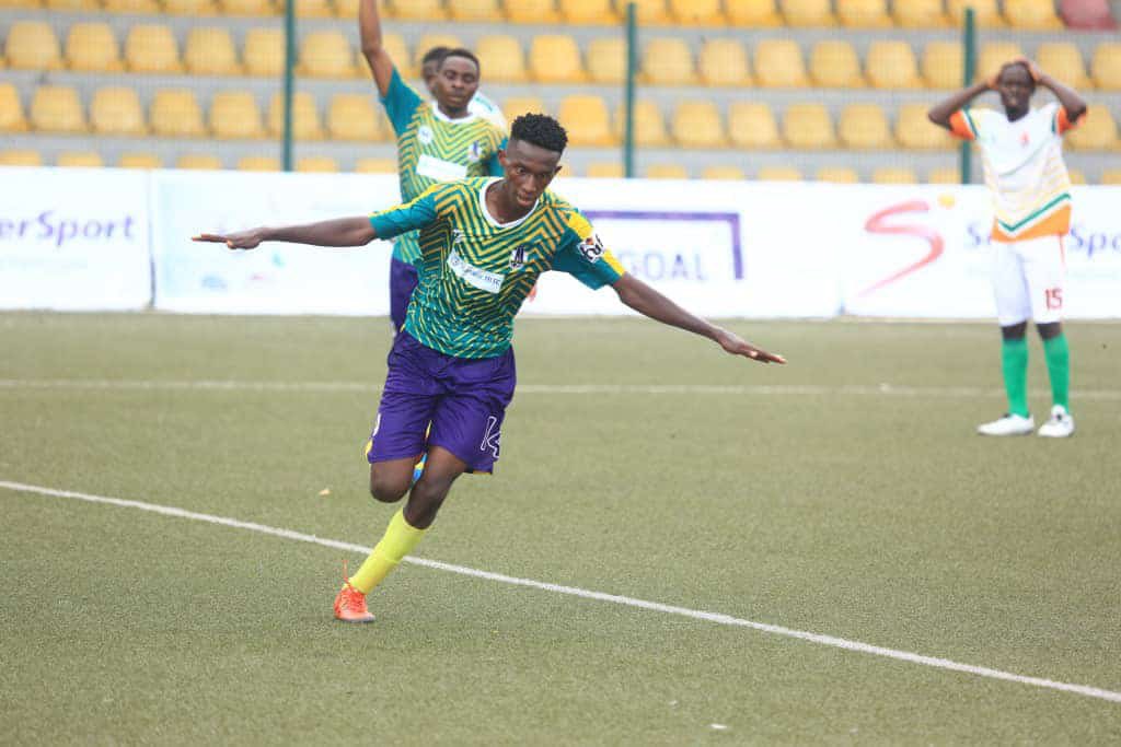 OAUGiants's tweet photo. Well it’s Thursday & it’s a good throwback.
Good old days of lovely football from the darling #OAUGiants
#HiFLNigeria #HiFL2018 https://t.co/1LjJF4zkhK
