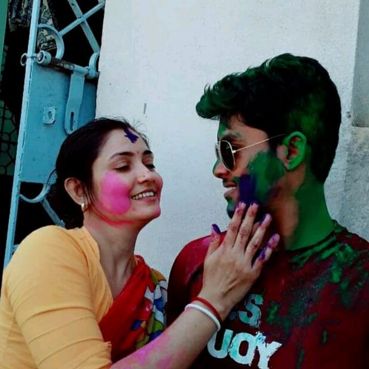 ImdSinha4's tweet photo. Mother's love...keu pase na thakle
     Maa pase thakbei.❤ https://t.co/bsp8EGf9pu