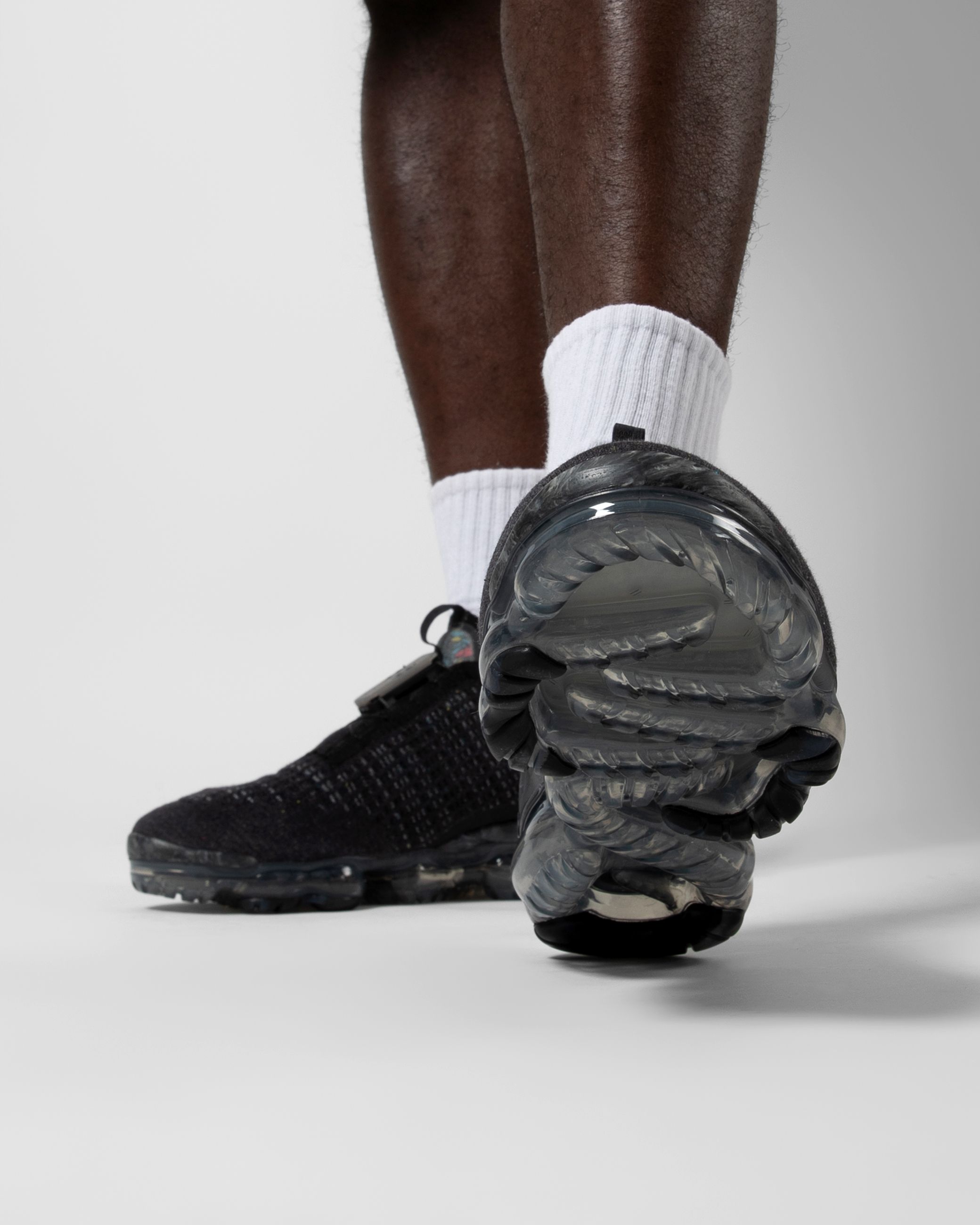 Titolo on X: ONLINE NOW 🔥 Nike Air Vapormax 2020 Flyknit Black  available for purchase ➡️ https://t.co/hJcO2ecOwf u2060⠀ sizerun 🏃🏾US 7 (40)  - US 10.5 (44.5)u2060⠀ 🔎 CJ6740-002u2060⠀ #titoloSHOPu2060⠀u2060⠀u2060⠀u2060⠀u2060⠀ #nike  #airvapormax2020 #flyknit #movetoZERO ...