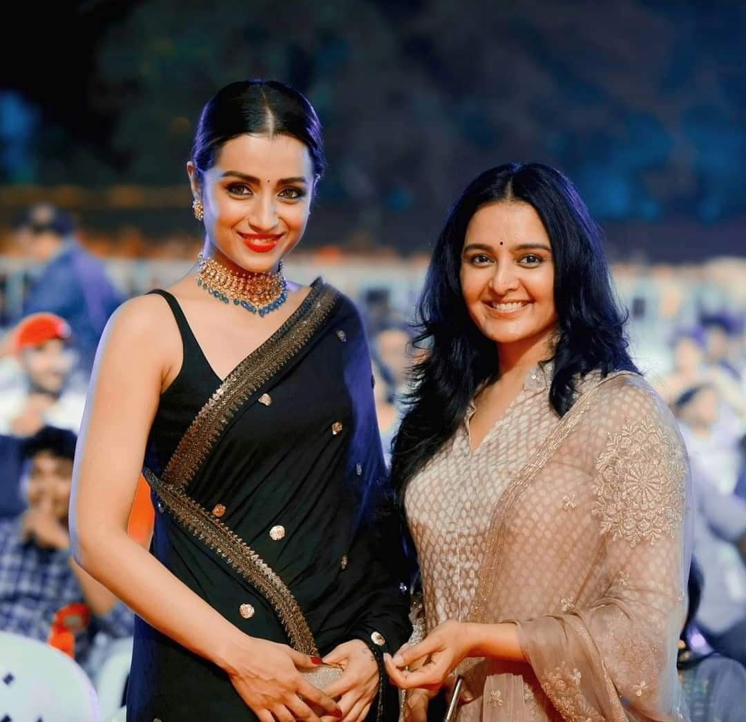 Ehi_YloU0AEoKop?format=jpg&name=medium