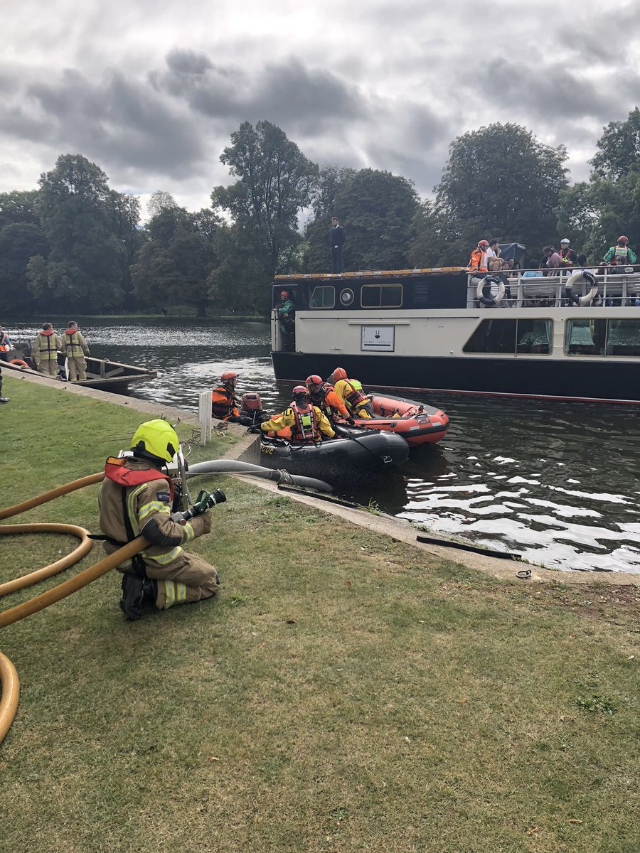 uobfarc's tweet photo. Today would have been our 4th Major Incident exercise @UoB_medic a flash back to last years great event @UniOfBuckingham I’m very proud to be part of such an inspirational event and to work with our incredible students #Medstudent #simulation #swbl #proudlecturer https://t.co/yOP244h1qd