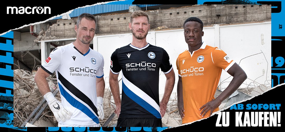 These are this season's kits courtesy of Macron. Normally we play in blue shirts at home, but it's 2020 and nothing matters anymore (just kidding I actually like the black shirt). So watch out for the boys in black at home and white away when turning on Bundesliga football.18/x