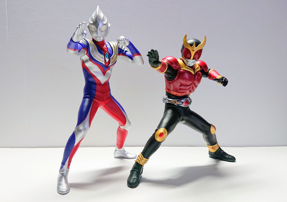 新条jj キエテカレカレータ 英雄勇像 ウルトラマンティガ 仮面ライダークウガ