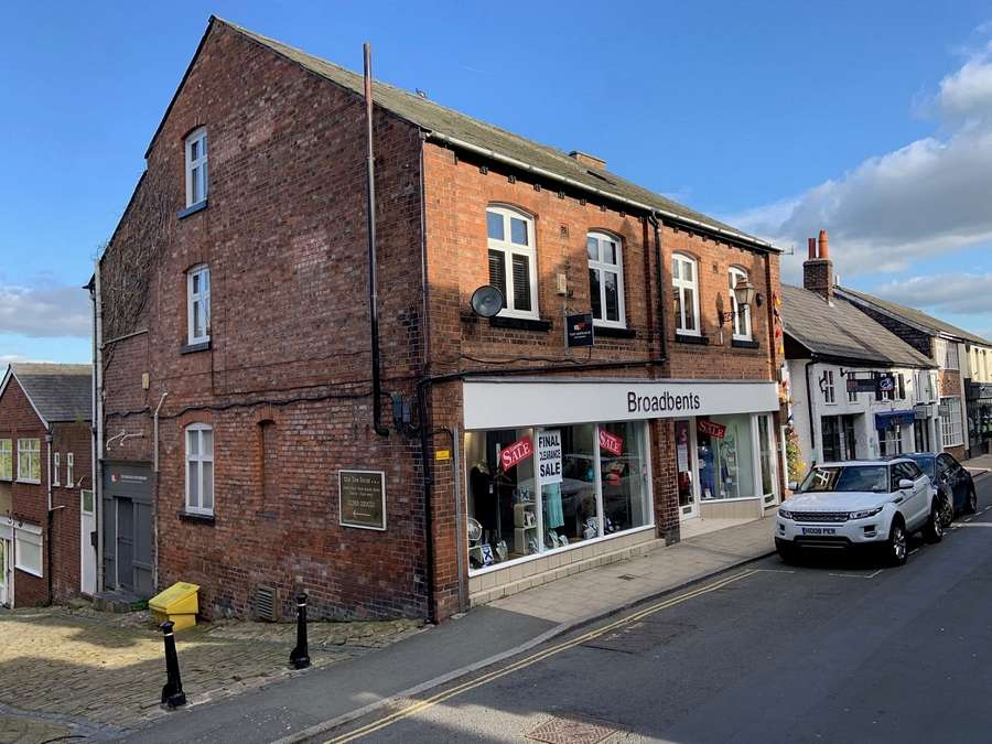 FPGProperty's tweet image. We've purchased 63-65 King Street in #Knutsford, the former home of Broadbents ladies clothing boutique, and are about to commence a 3-month period of refurbishment on the #retail unit and #offices above. Exciting plans in store - l8r.it/JS4A