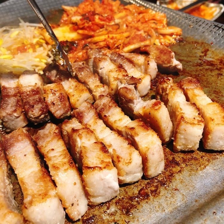 jongno_bonga's tweet photo. #ジョンノ本家 です！🐷❤
⠀
ご来店誠にありがとうございます🥰
またお待ちしております❣️
⠀
ジョンノ本家がヨギ屋配達サ-ビスを始めました🐷
ガムジャタンとサムゲタン、大人気なチープルゴキチヂミも配達出来ますのでぜひお試しください❣️ https://t.co/xqPBH4IvrI