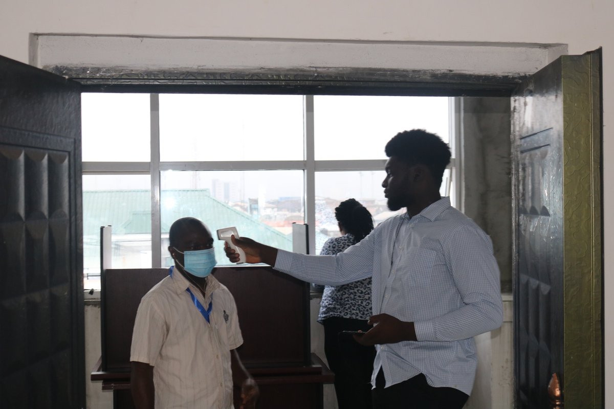 ciepd_NGO's tweet photo. Follow us LIVE here on the Day 2 of The Rivers State #SDGs Coalition Workshop on SDG Tracking and Reporting.

Live updates will be shared on today's session.

Covid-19 Screening &amp; Registration ongoing.

#rvsSDGsCoalition
#RiversSDGsCoalition
@NsirimovuC 
@egondue 
@_NDLink https://t.co/LTy02A2d4c