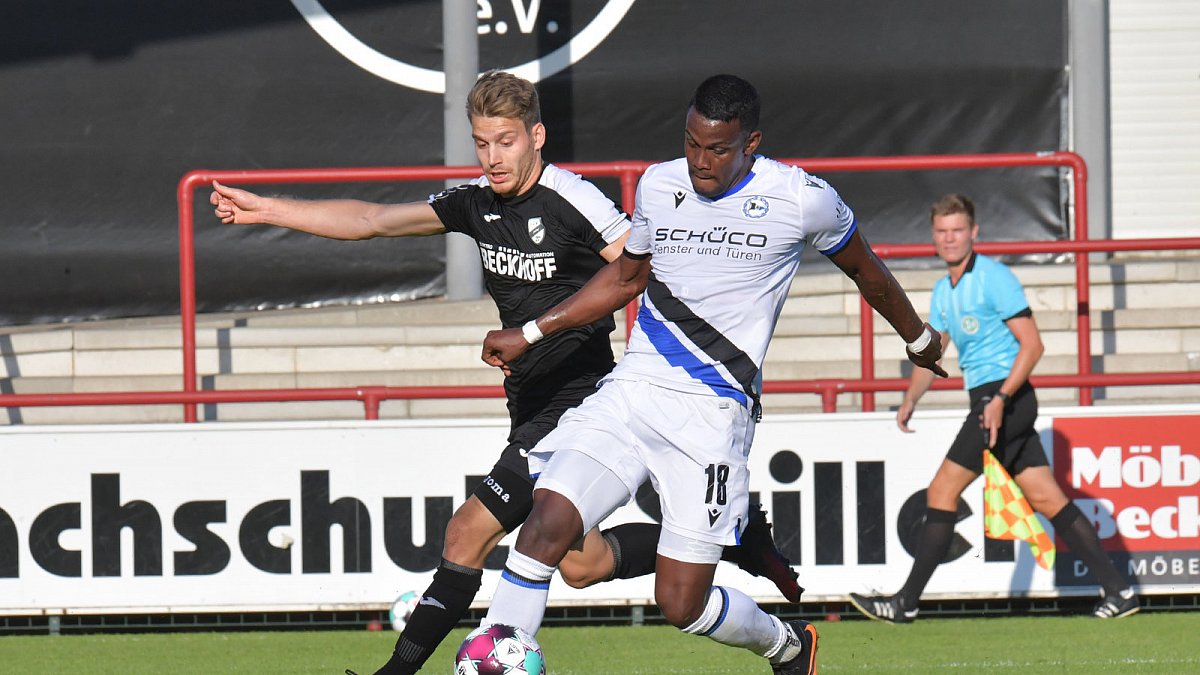 Japanese international  @doan_ritsu is on loan from PSV as is attacker  @scordova22. In our defense we've increased quality with the signing of center back  @mikevdhoorn1. So it won't be easy, but it's not impossible for us to stay inside Bundesliga. Keep your fingers crossed.22/x