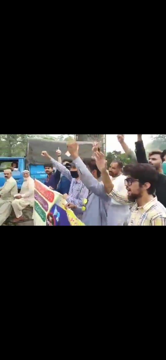IllUKIll1's tweet photo. #CancelSpecialExams2020 @ImranKhanPTI  @DrMuradPTI  @Shafqat_Mahmood cancel special exam our years is wasting we want justice promote all categories   We want justice sir pls cancel exam our year is wasting https://t.co/TCisEGzbMh