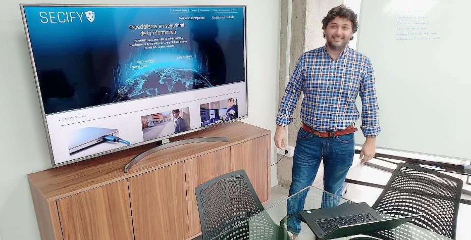 "SECIFY crea el 1er centro de ciberseguridad para pymes: ➕ del 80% están expuestas"

Empresa de ciberseguridad referencia en la <a href="/regiondemurcia/">Gobierno de la Región de Murcia</a> acelerada en @Ceeict integrada en el ecosistema 4.0 y participante en el programa <a href="/paradigma40/">Paradigma 4.0</a>

Su historia 🛡️

institutofomentomurcia.es/-/secify-crea-…