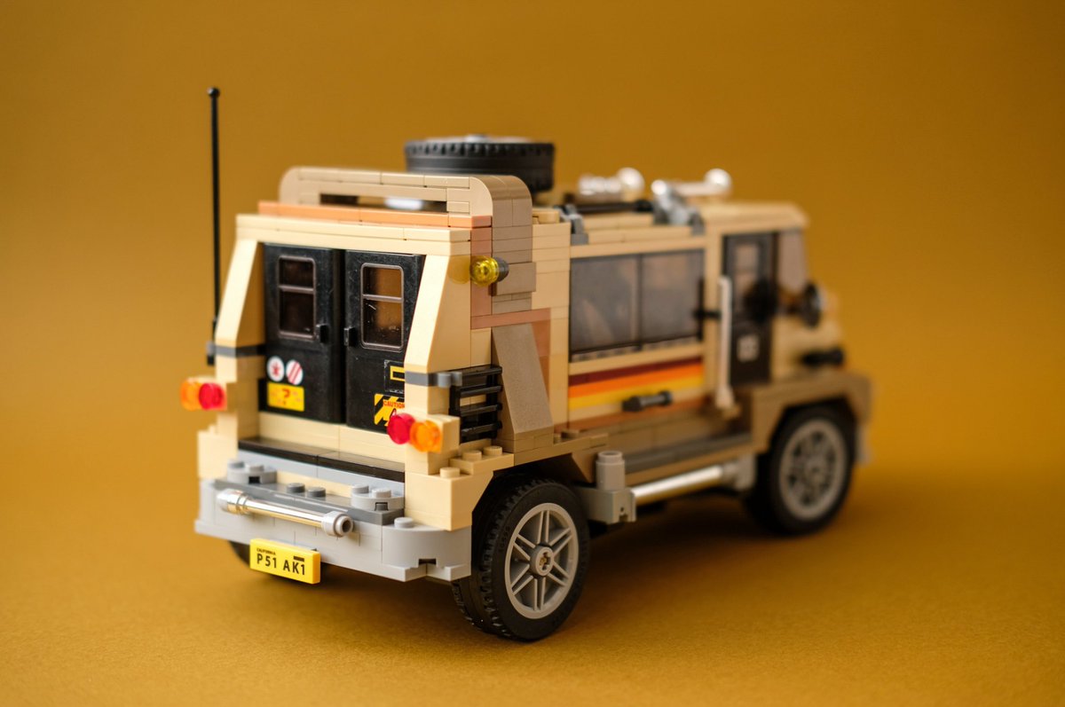 terauma_lego's tweet image. 1991年発売のモデルチーム 5550 Custom Rally Van をリメイクしました！ ベースはほぼ同じ作りで、約30年前とは思えないほど精密。こんな車欲しいなぁ #lego #modelteam #legomodelteam